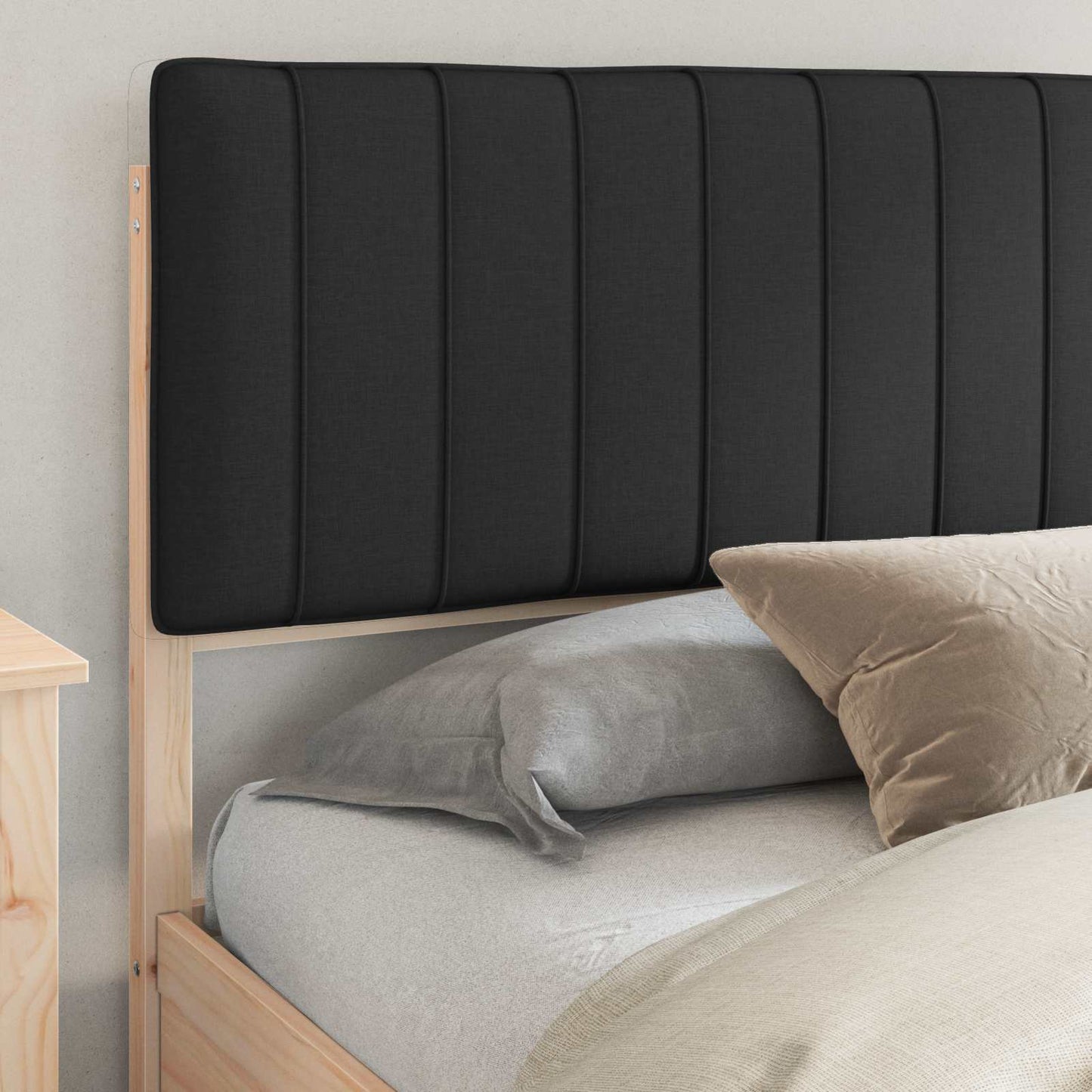 Bedframe met Gevoerd Hoofdgedeelte Zwart 180 x 200 cm is nu te koop bij PeponiXL, paradijselijk wonen!