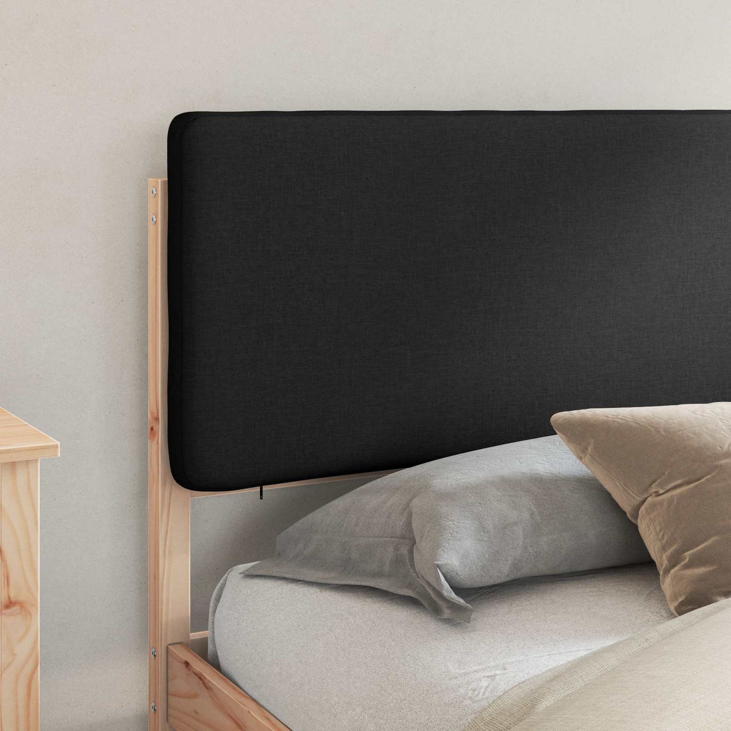 Bedframe met Gevoerd Hoofdgedeelte Zwart 200 x 200 cm is nu te koop bij PeponiXL, paradijselijk wonen!