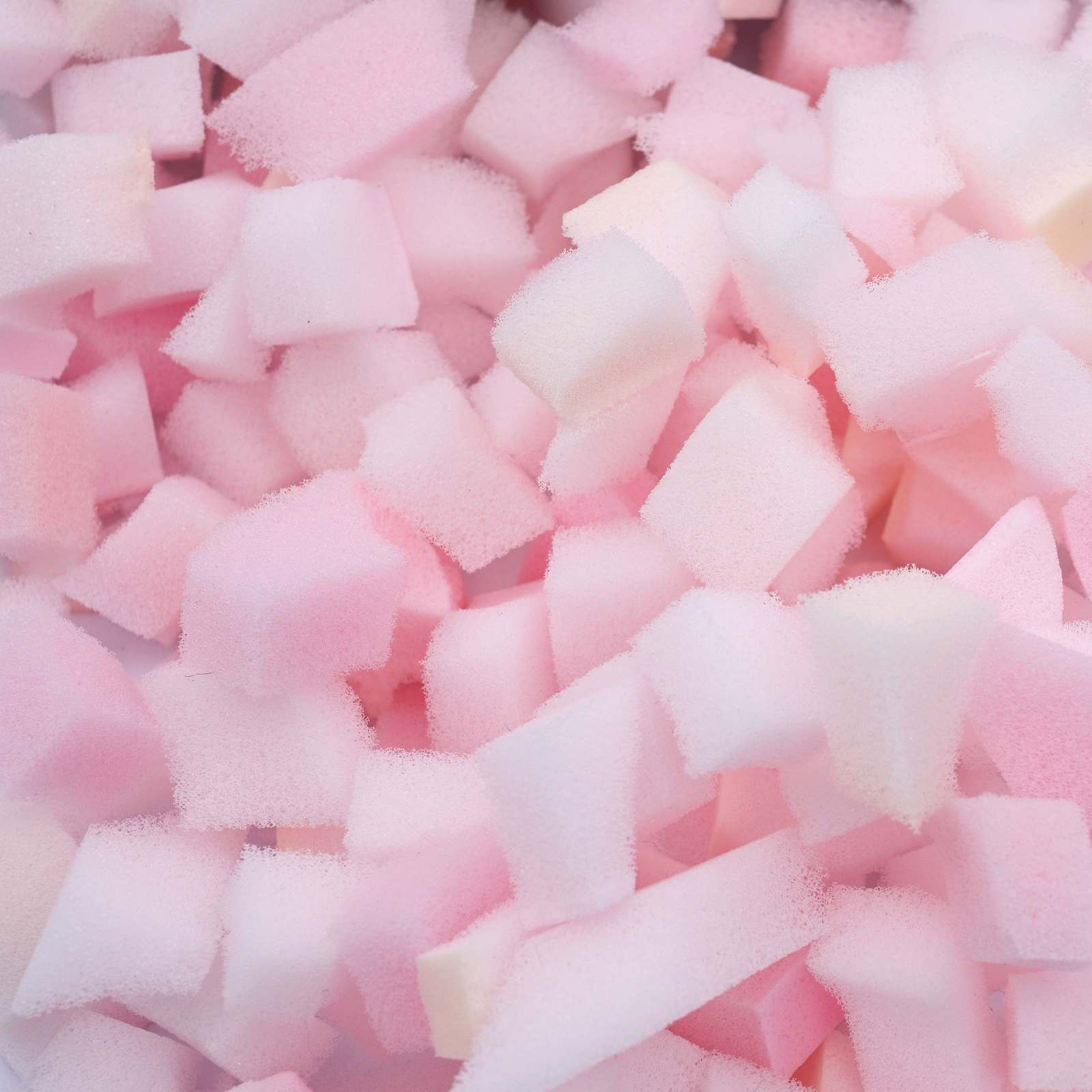 Versnipperde schuimvulling Roze 18 kg Polyurethan is nu te koop bij PeponiXL, paradijselijk wonen!