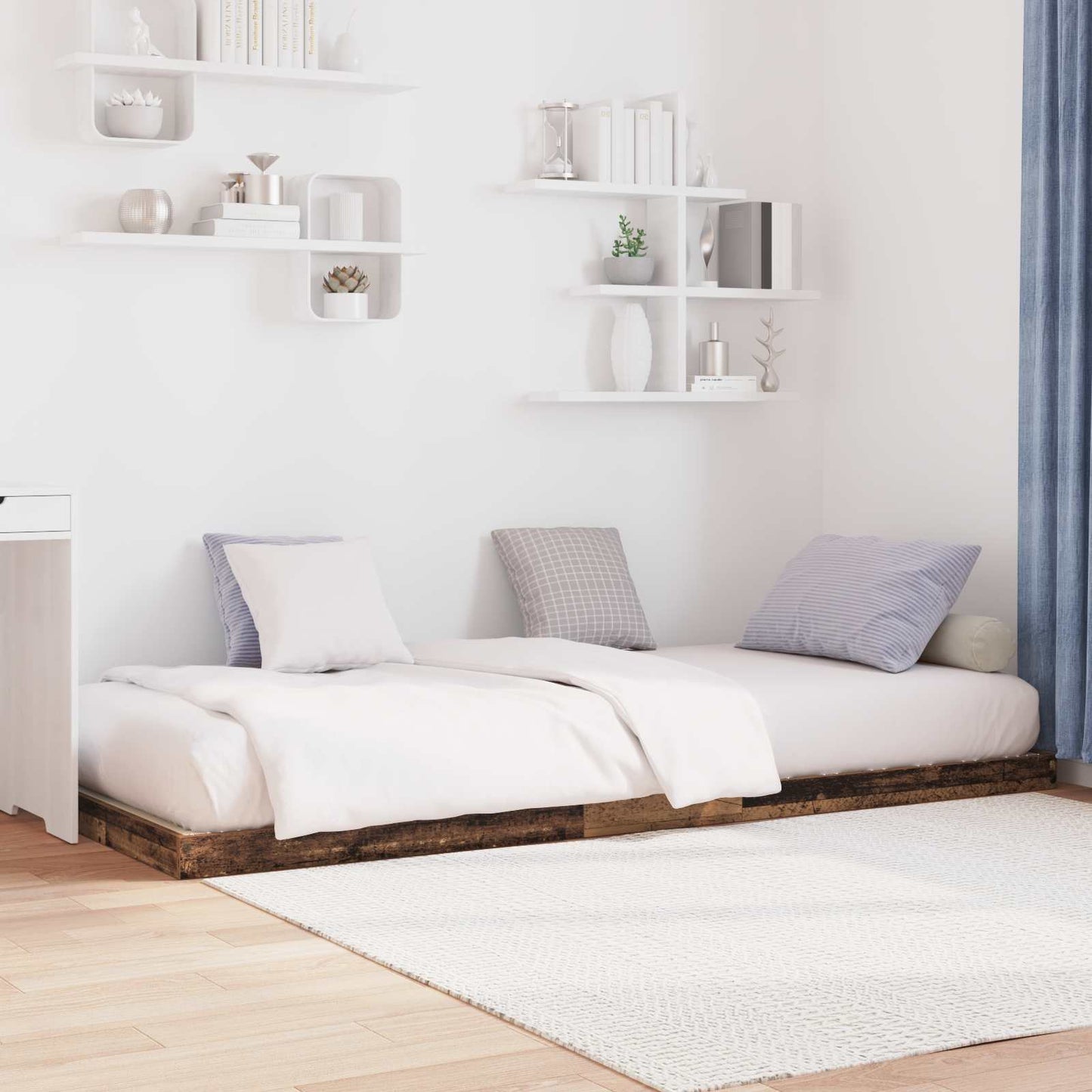 Vloer bedframe Oudhout 90 x 190 cm Bewerkt hout is nu te koop bij PeponiXL, paradijselijk wonen!
