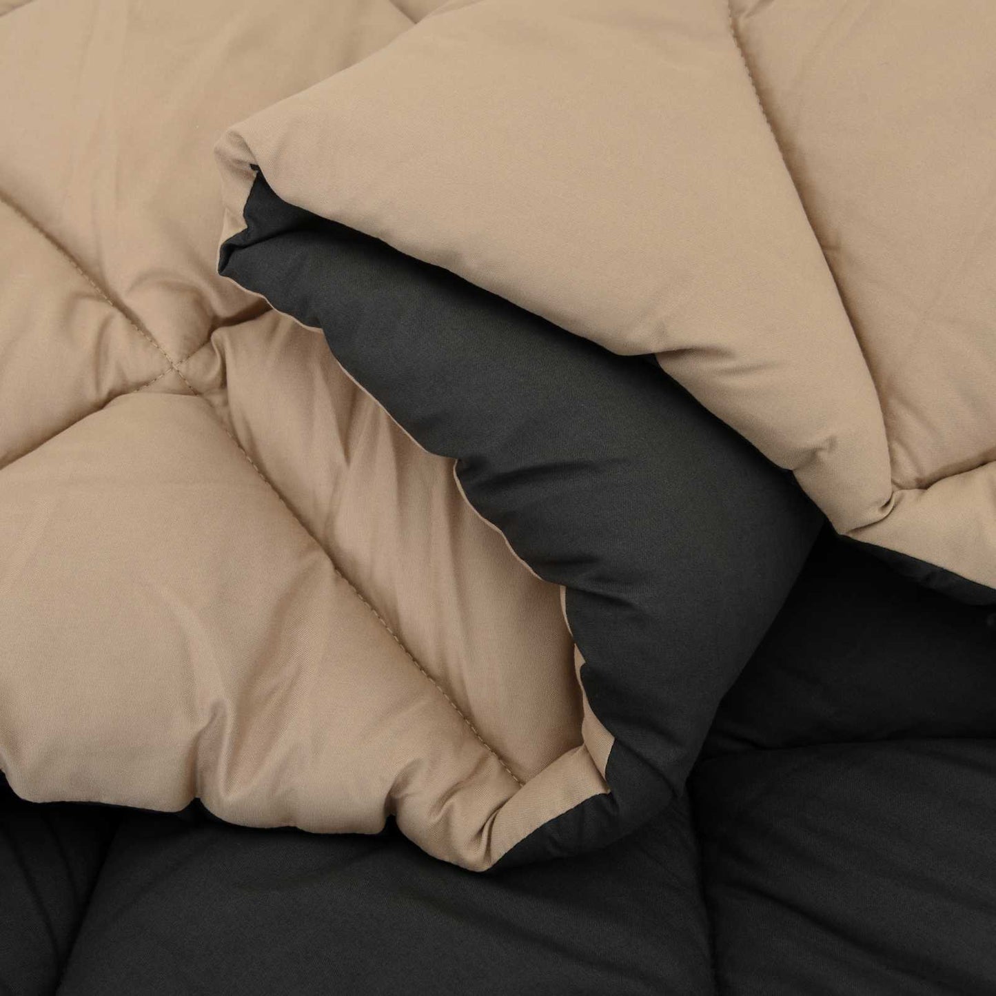Winter Dekbed Zwart en Taupe 135 x 220 cm Microfiber is nu te koop bij PeponiXL, paradijselijk wonen!
