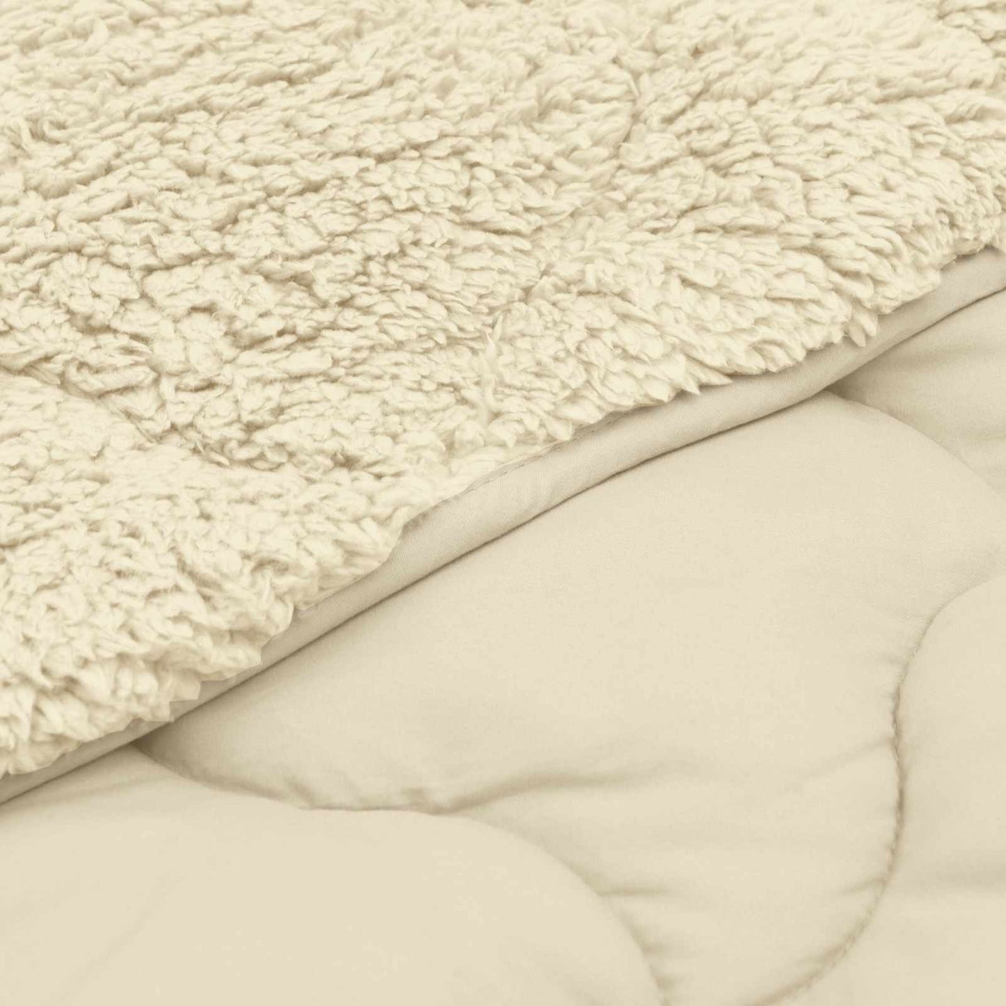 Vol jaar dekbed Crème 135 x 200 cm Microfiber en Teddy fleece is nu te koop bij PeponiXL, paradijselijk wonen!