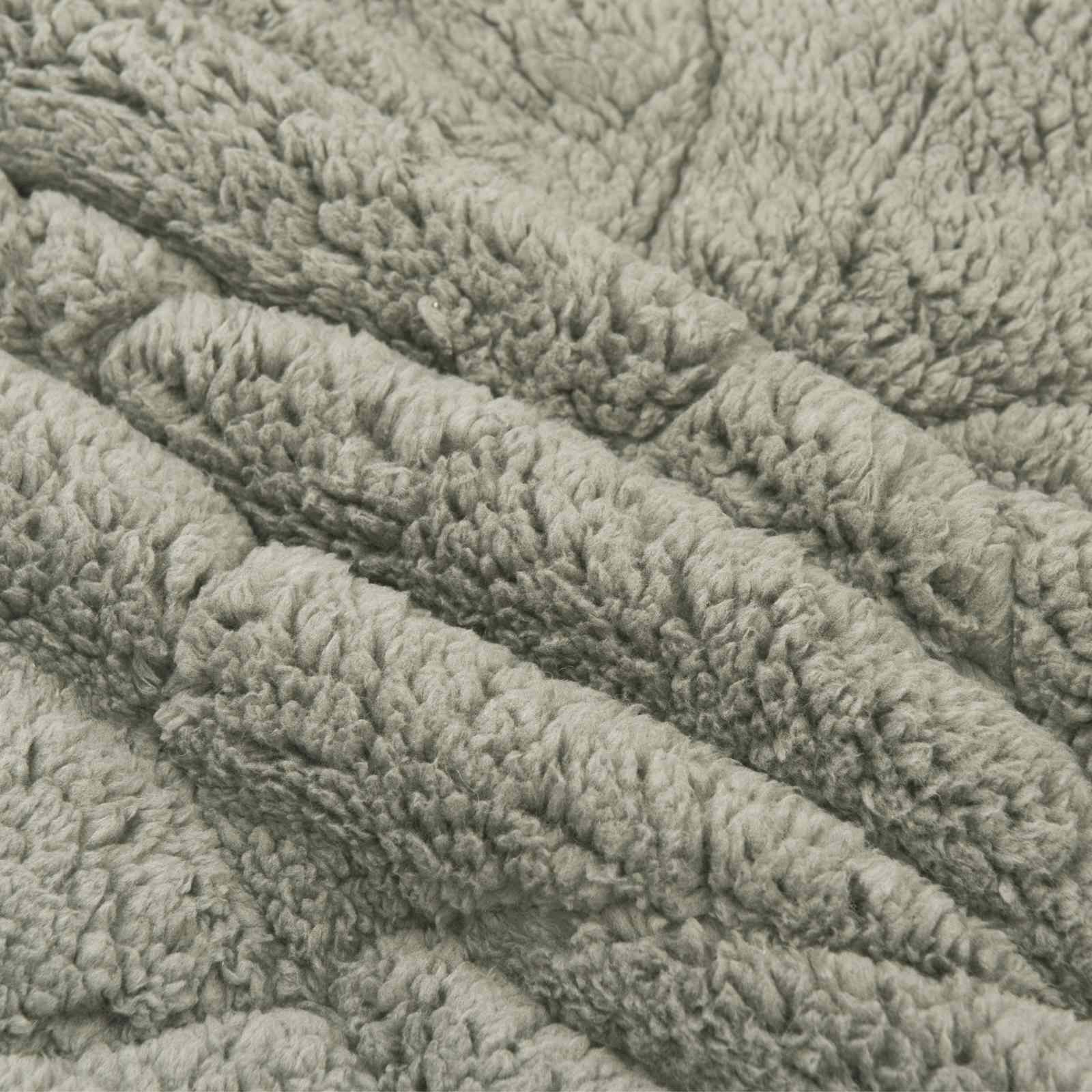 Winter Dekbed Gekwilt Lichtgrijs 140 x 220 cm is nu te koop bij PeponiXL, paradijselijk wonen!