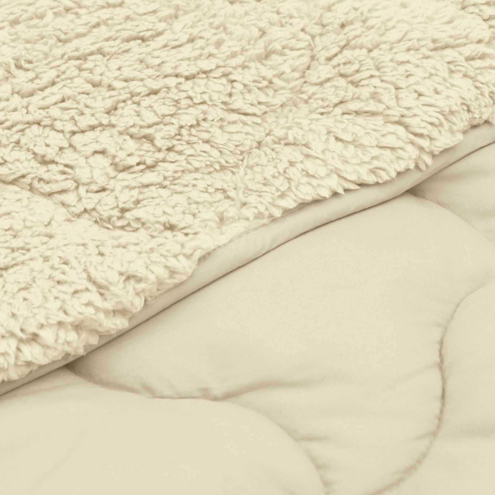 Winter Dekbed Crème 220 x 240 cm Microfiber en Teddy fleece is nu te koop bij PeponiXL, paradijselijk wonen!